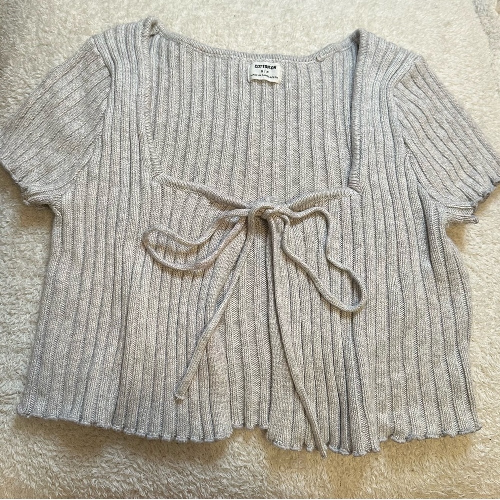 Cotton on light grey knitted tie top.